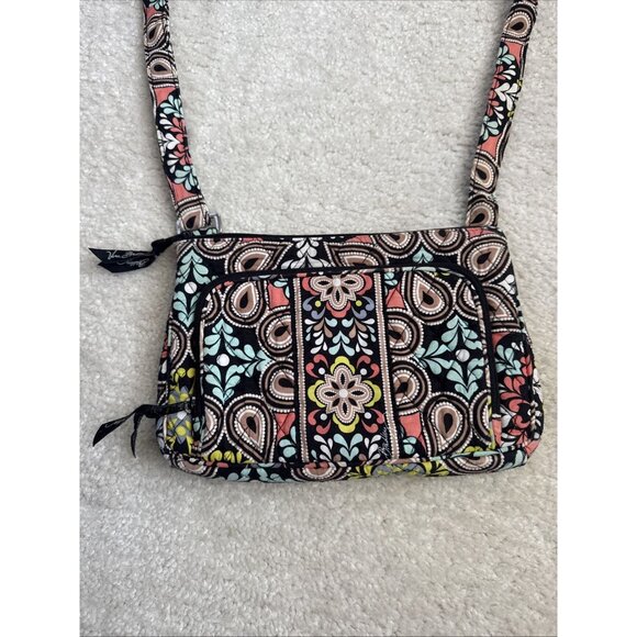 Vera Bradley Crossbody Bag Quilted Boho Paisley Patchwork W/ Make-up Bag - Picture 2 of 9